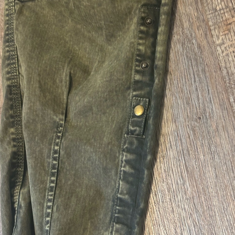 Free People Can't Compare Cargo Pants In Dusty Olive - Picture 6 of 15